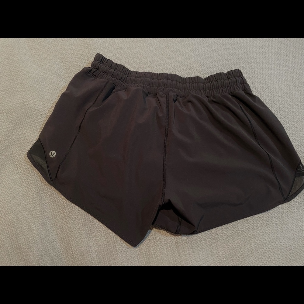 Lululemon Black Hotty Hot 4” Shorts